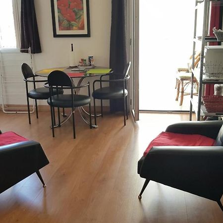 Un Pied A Terre Lägenhet Carcassonne Exteriör bild