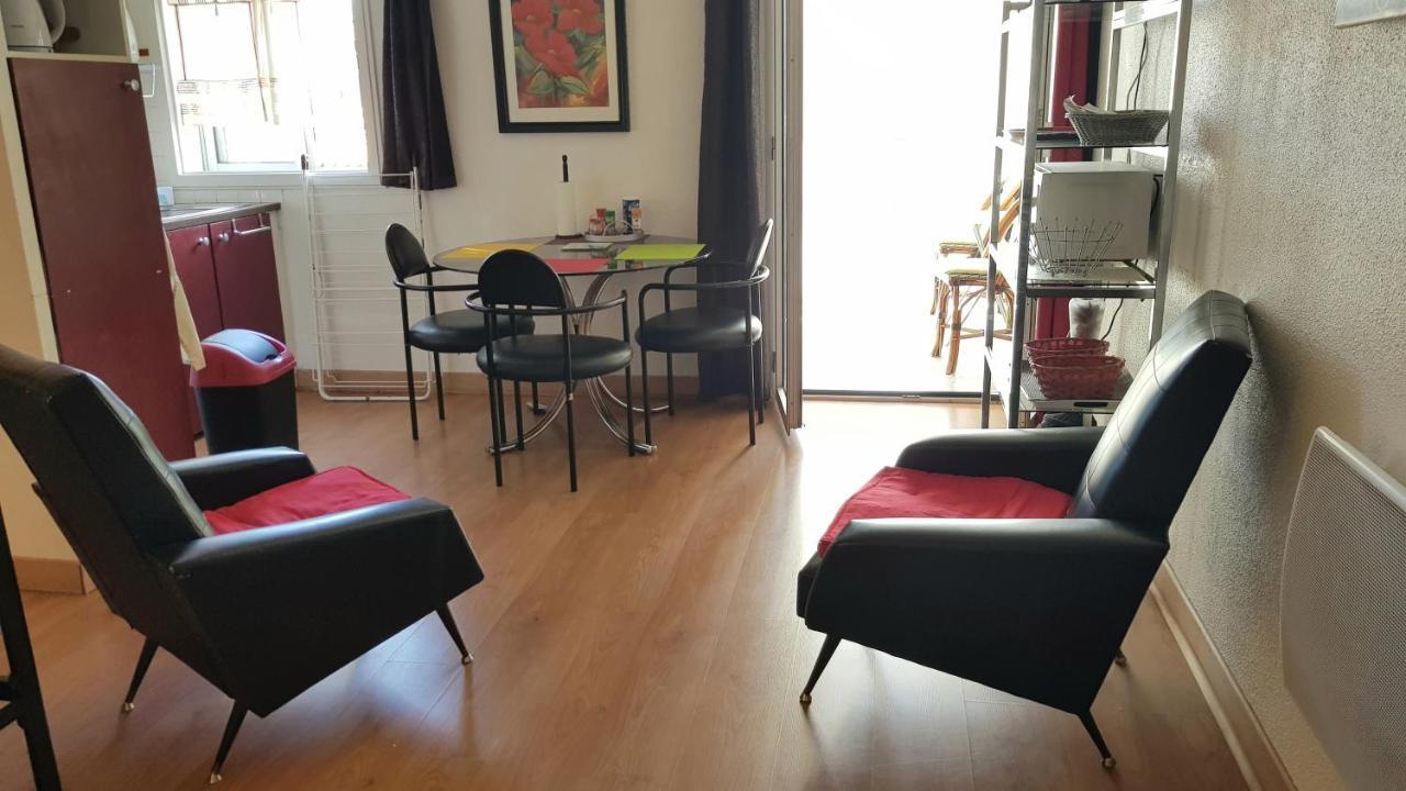 Un Pied A Terre Lägenhet Carcassonne Exteriör bild